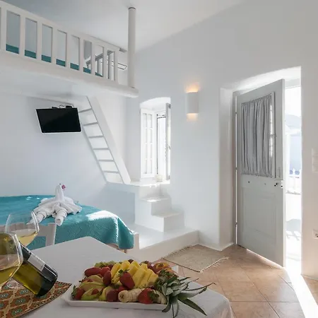 Hébergement de vacances Traditional House By The Sea Mandrakia