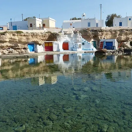 Traditional House By The Sea Hébergement de vacances