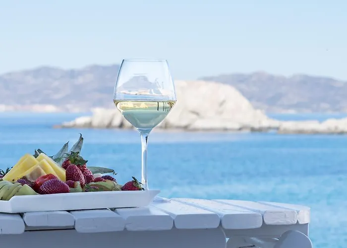 Traditional House By The Sea * Mandrakia